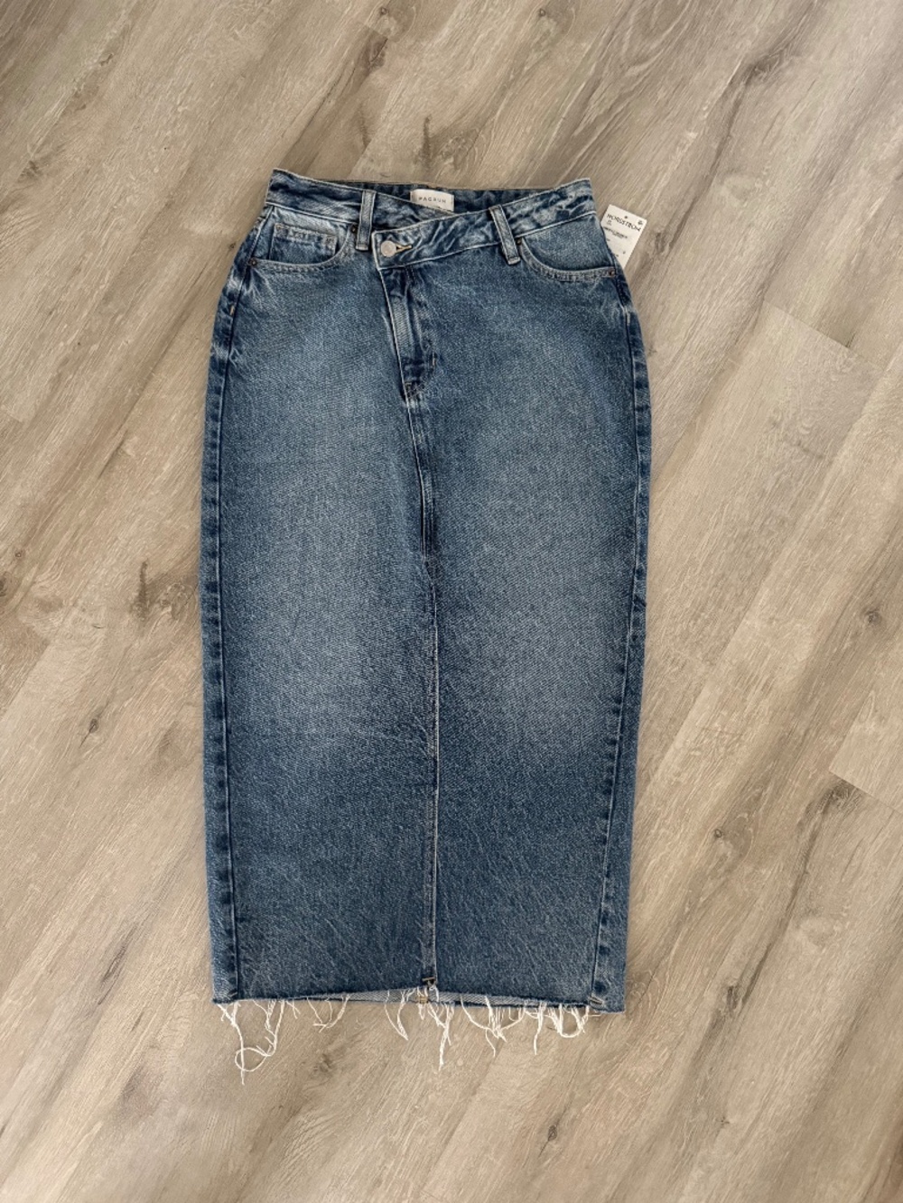 PACSUN Women’s Denim Maxi Skirt Medium Wash Size 25 NWT